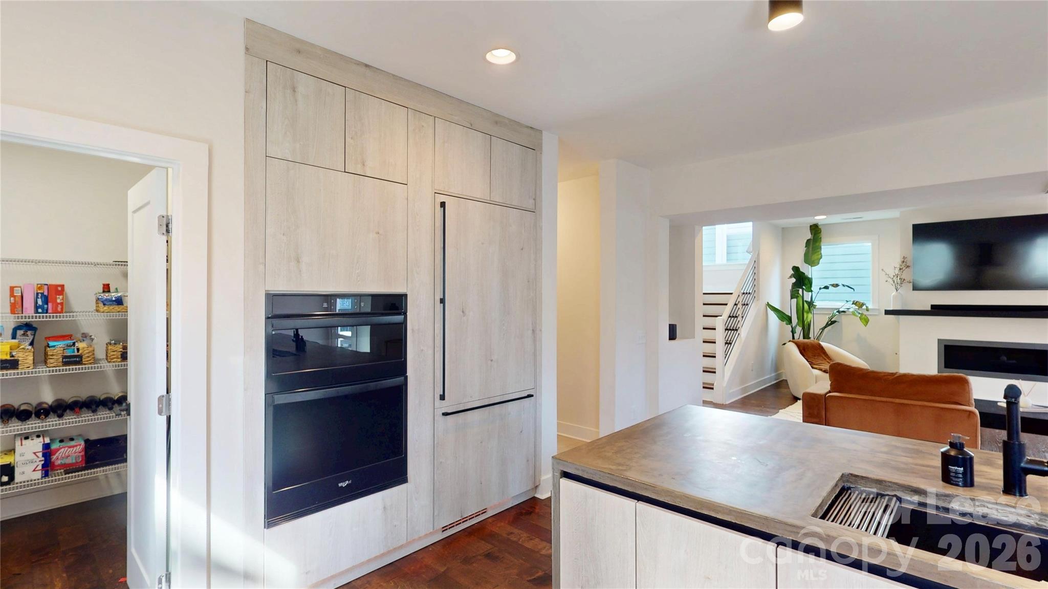 1220 Lomax Avenue Charlotte NC 28211