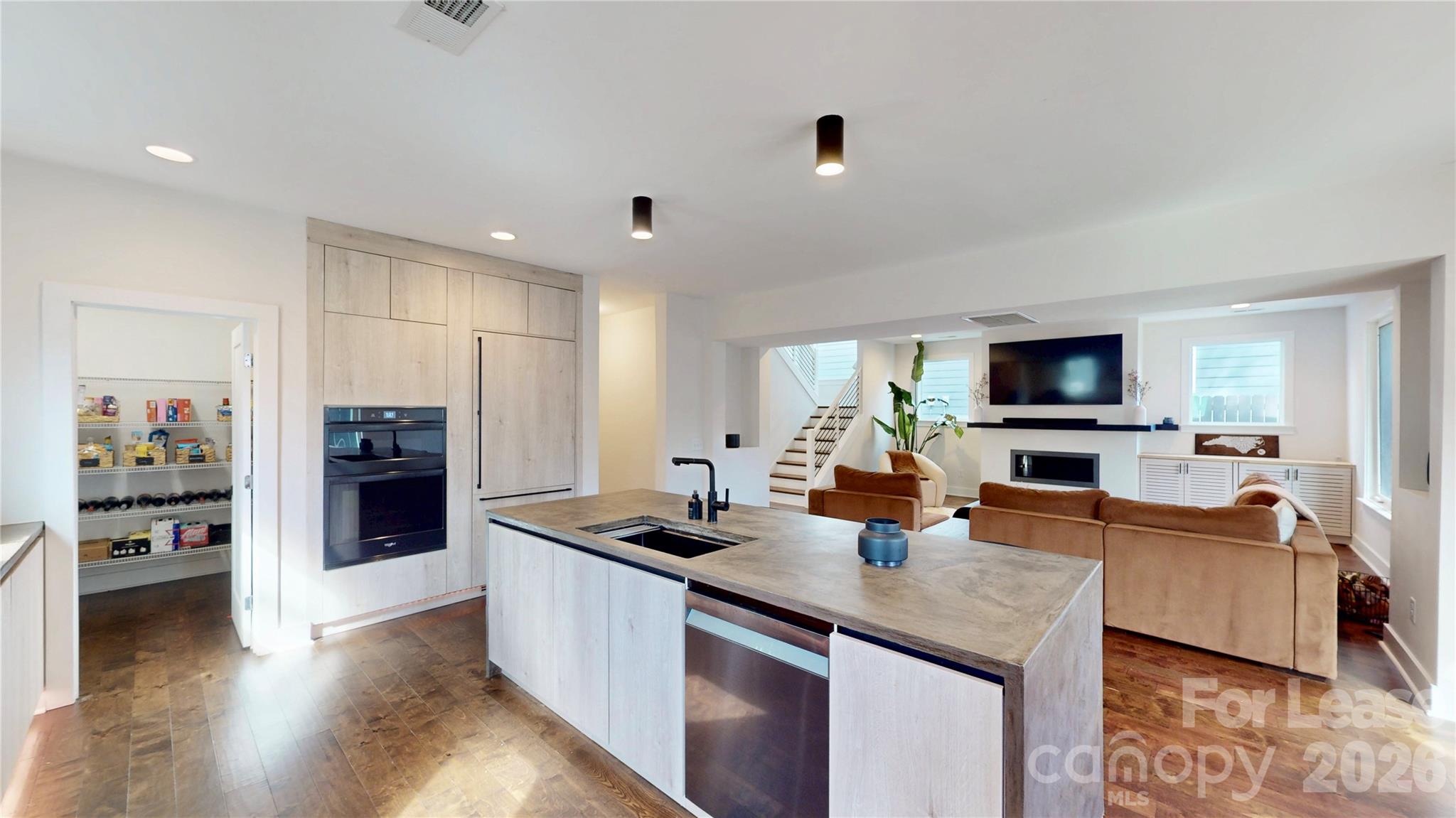 1220 Lomax Avenue Charlotte NC 28211