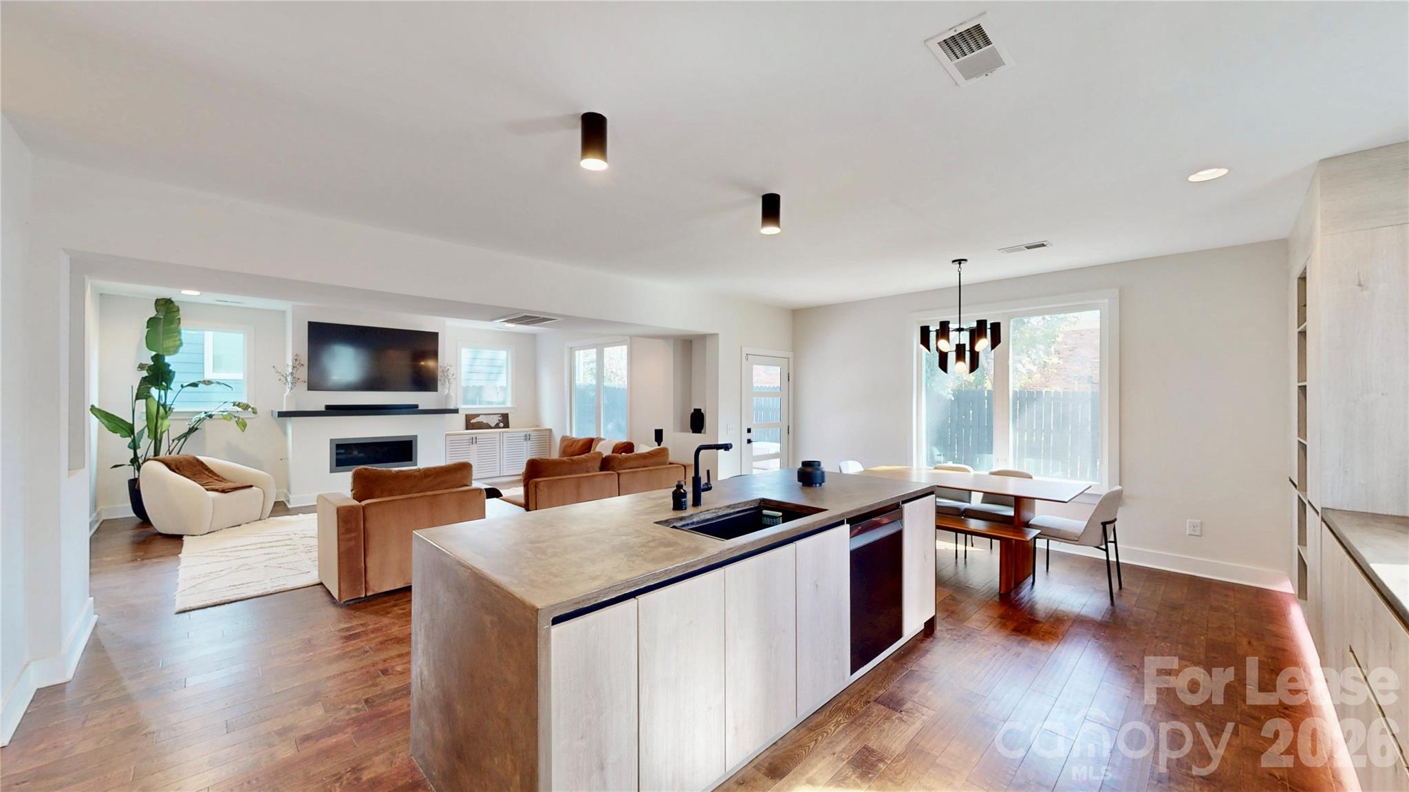 1220 Lomax Avenue Charlotte NC 28211