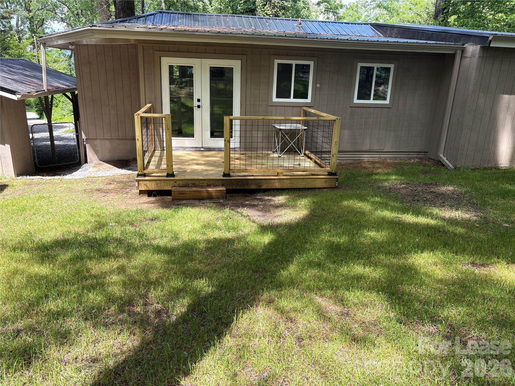 495 Armstrong Avenue Hendersonville NC 28739