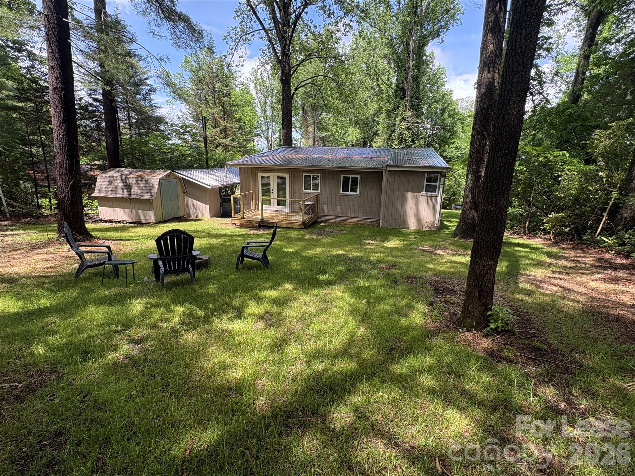 495 Armstrong Avenue Hendersonville NC 28739