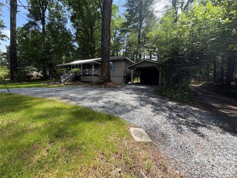 495 Armstrong Avenue Hendersonville NC 28739