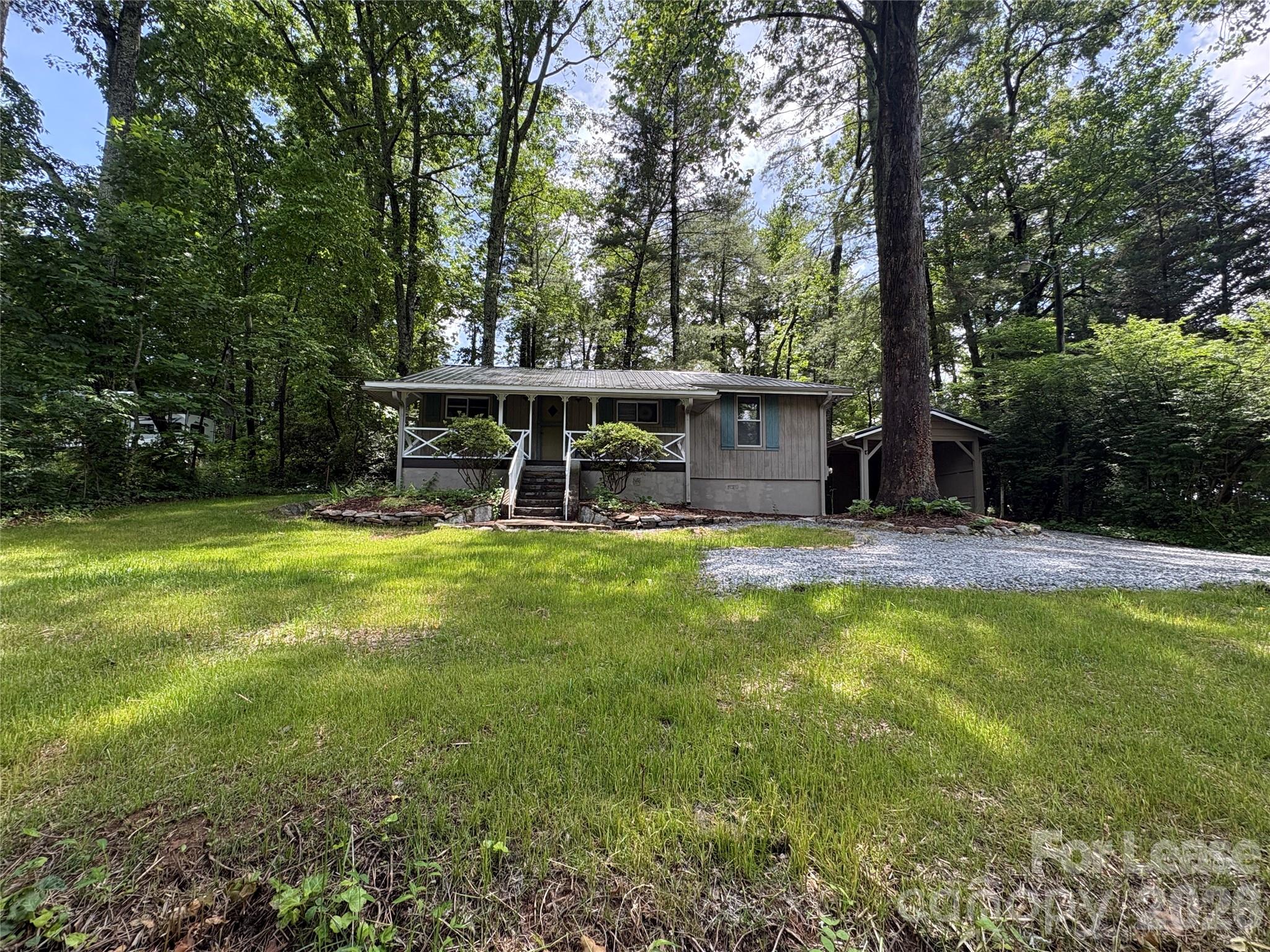 495 Armstrong Avenue Hendersonville NC 28739