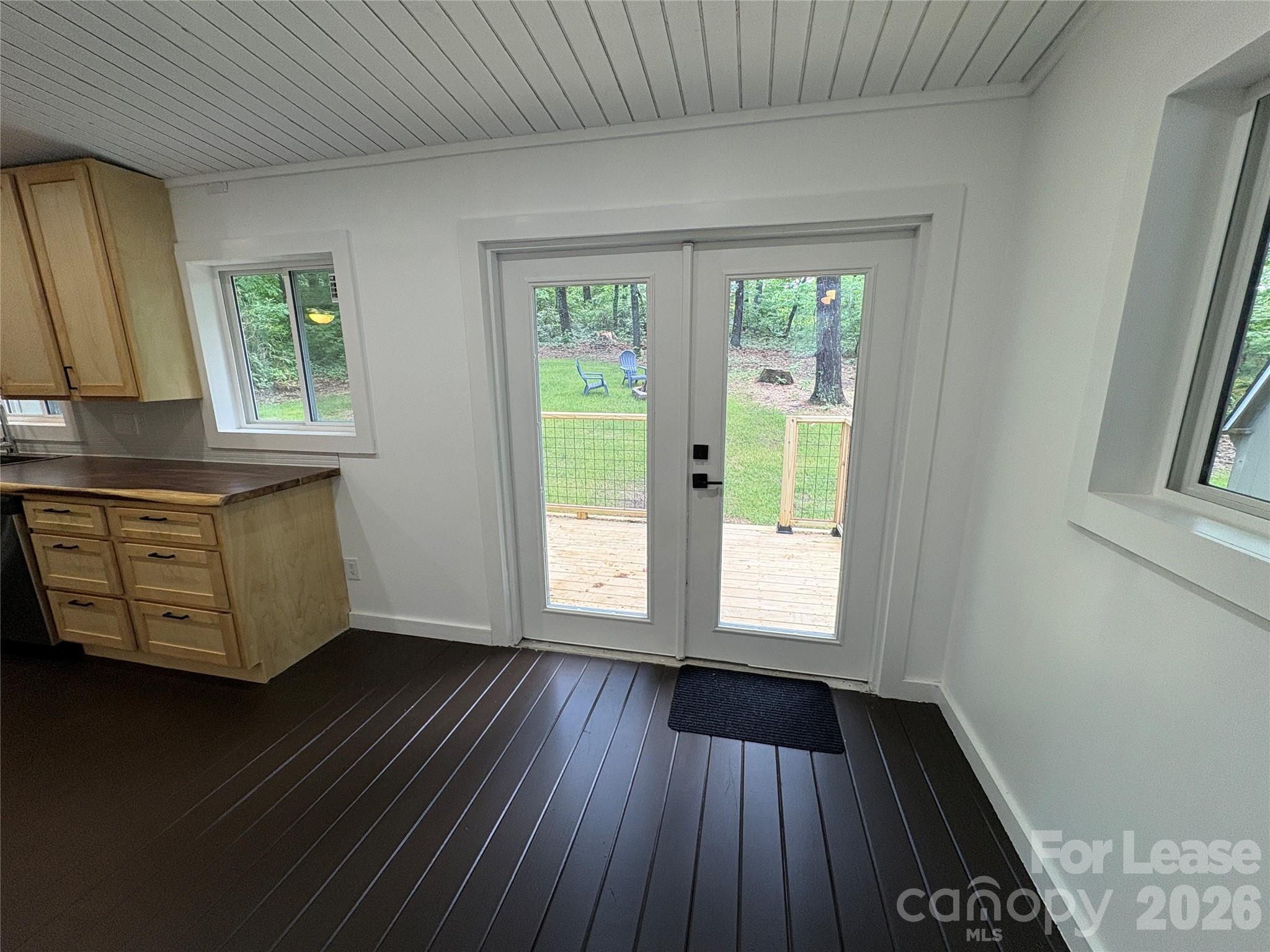 495 Armstrong Avenue Hendersonville NC 28739