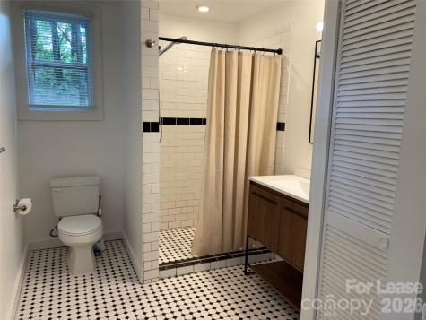495 Armstrong Avenue Hendersonville NC 28739