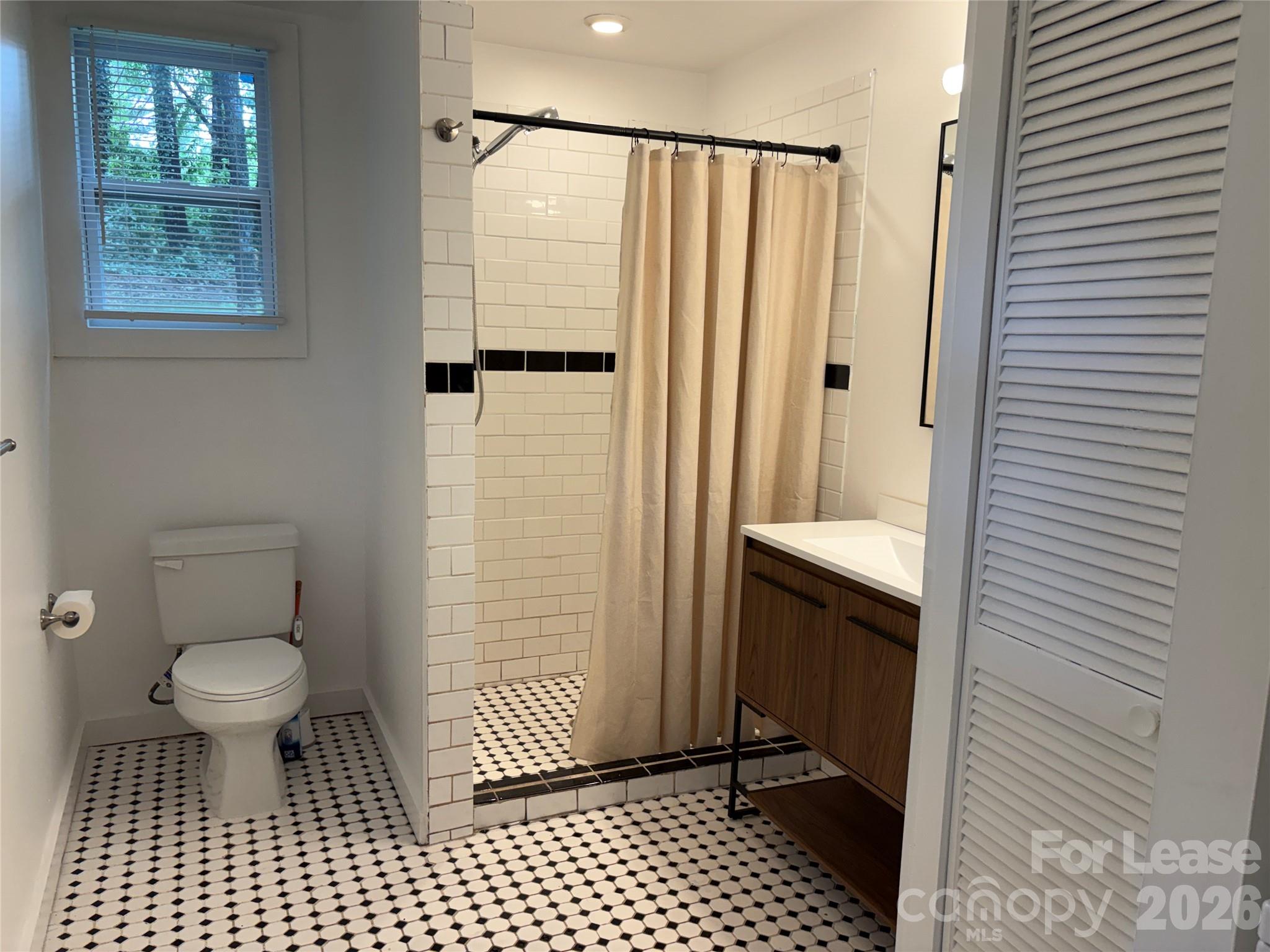 495 Armstrong Avenue Hendersonville NC 28739