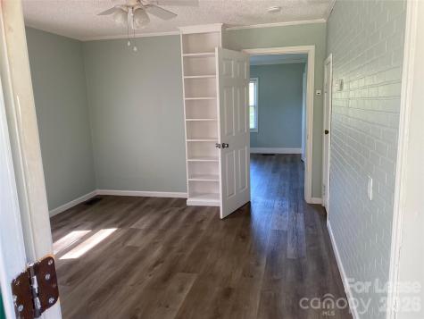 106 S Chapel Street Landis NC 28088
