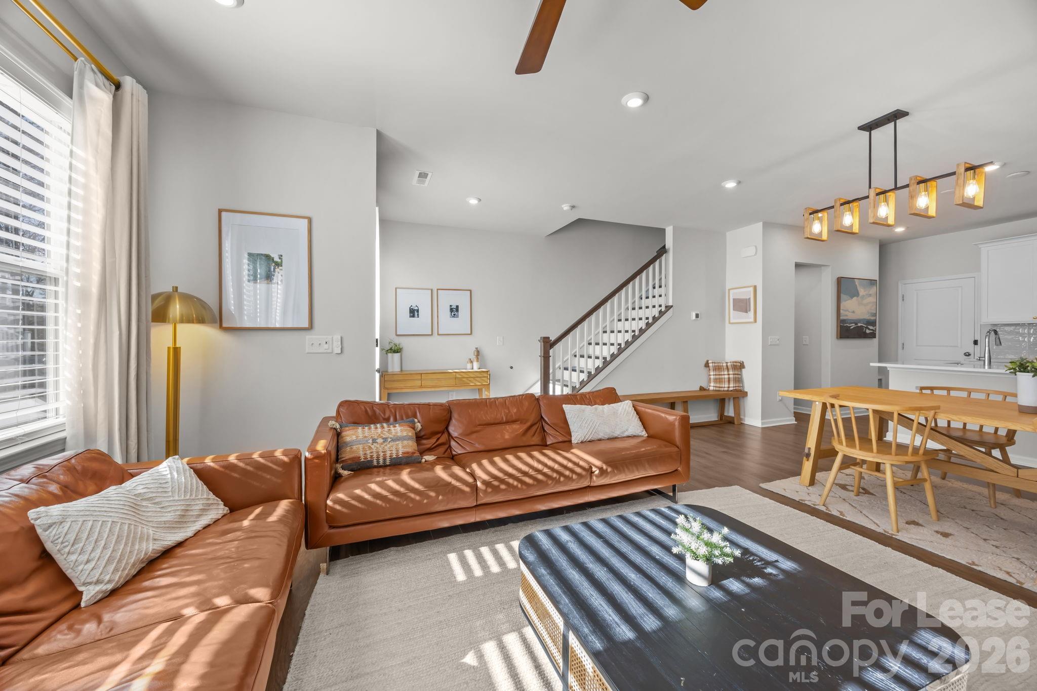 915 Kinsey Alley Charlotte NC 28217