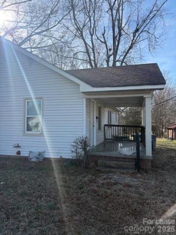 909 Grace Avenue Kannapolis NC 28083