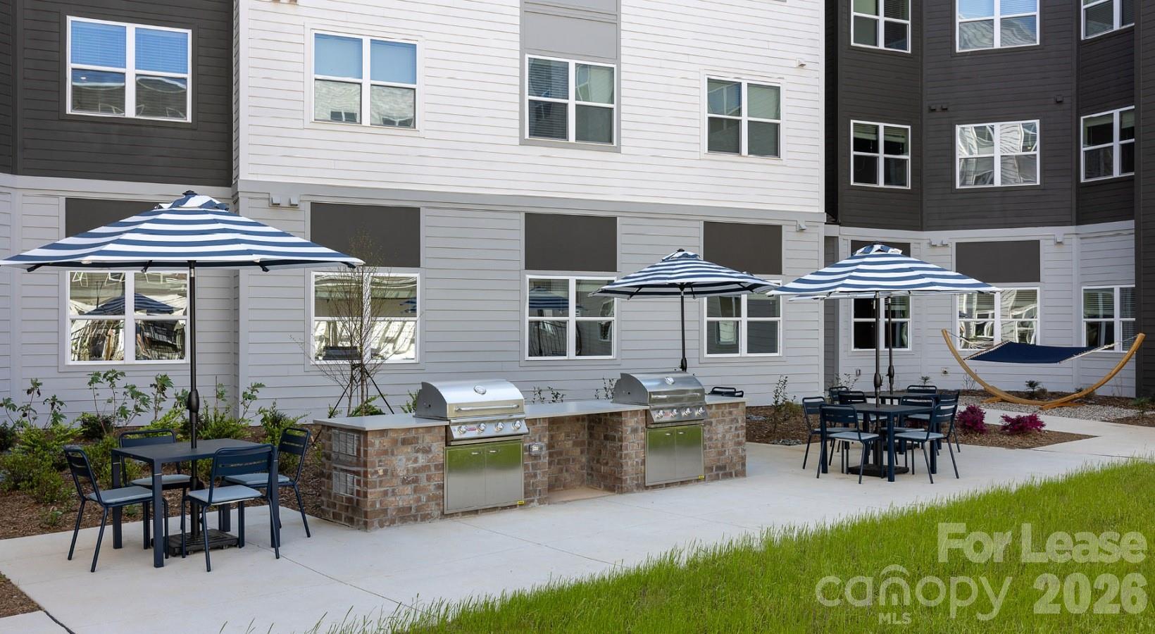 8424 N Tryon Street Charlotte NC 28262