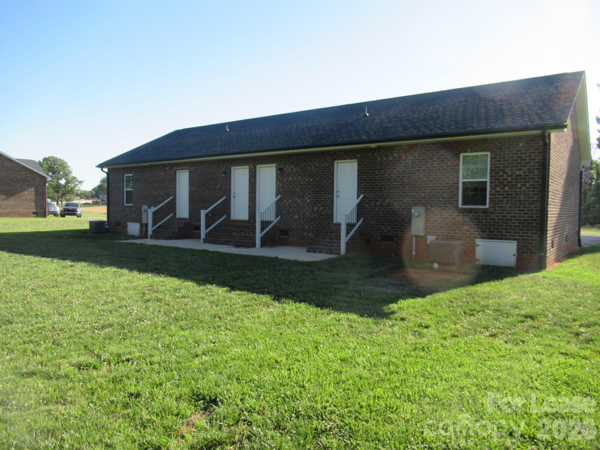 403 Northbrook Iii School Road Vale NC 28168
