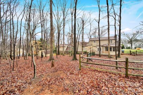 1300 Home Place Matthews NC 28105