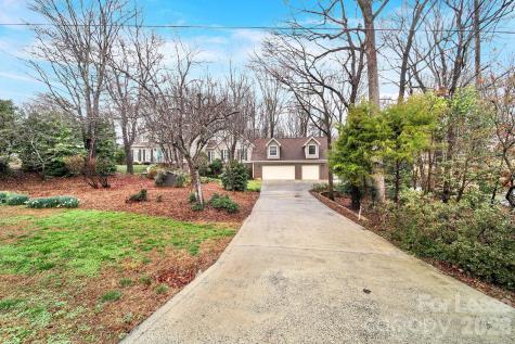 1300 Home Place Matthews NC 28105
