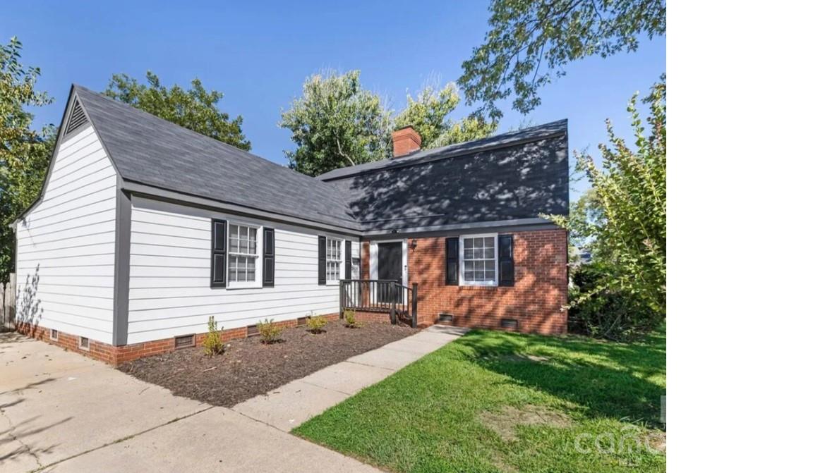 3909 Woodbriar Trail Charlotte NC 28205
