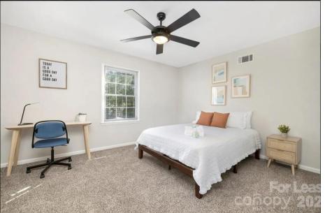 3909 Woodbriar Trail Charlotte NC 28205