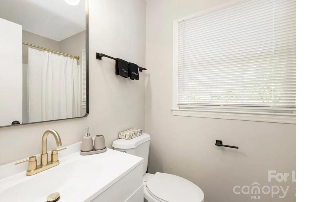 3909 Woodbriar Trail Charlotte NC 28205