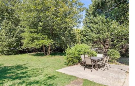 3909 Woodbriar Trail Charlotte NC 28205