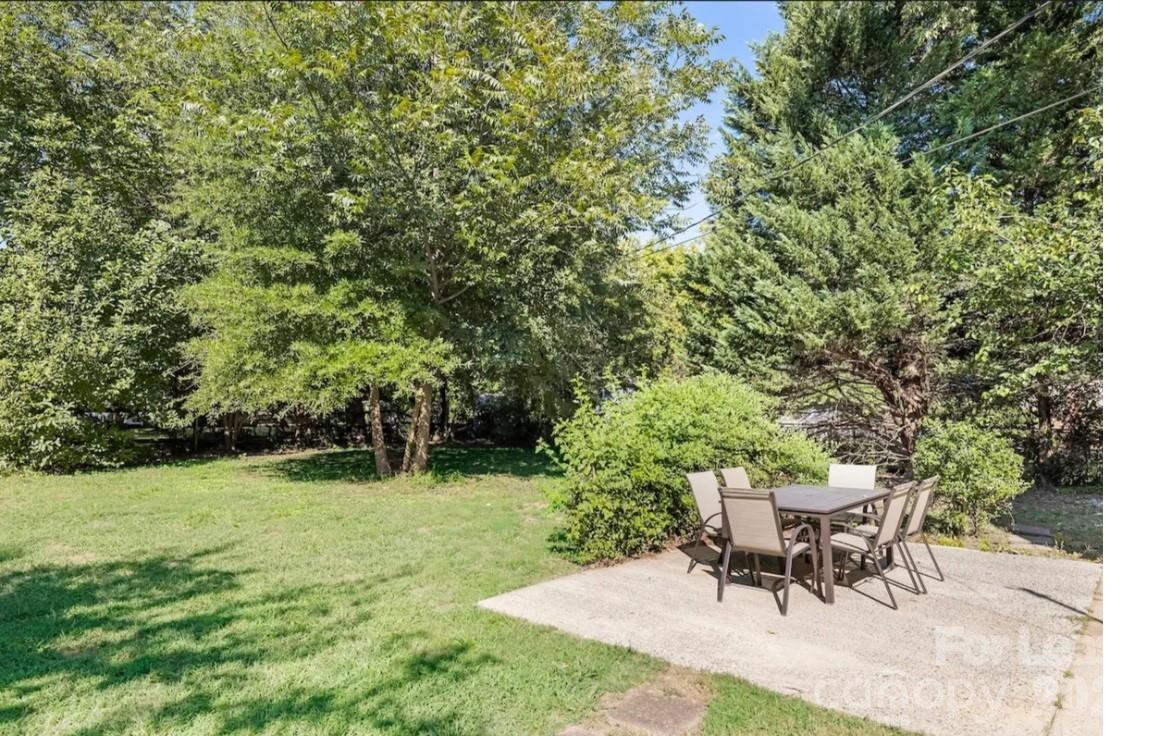 3909 Woodbriar Trail Charlotte NC 28205