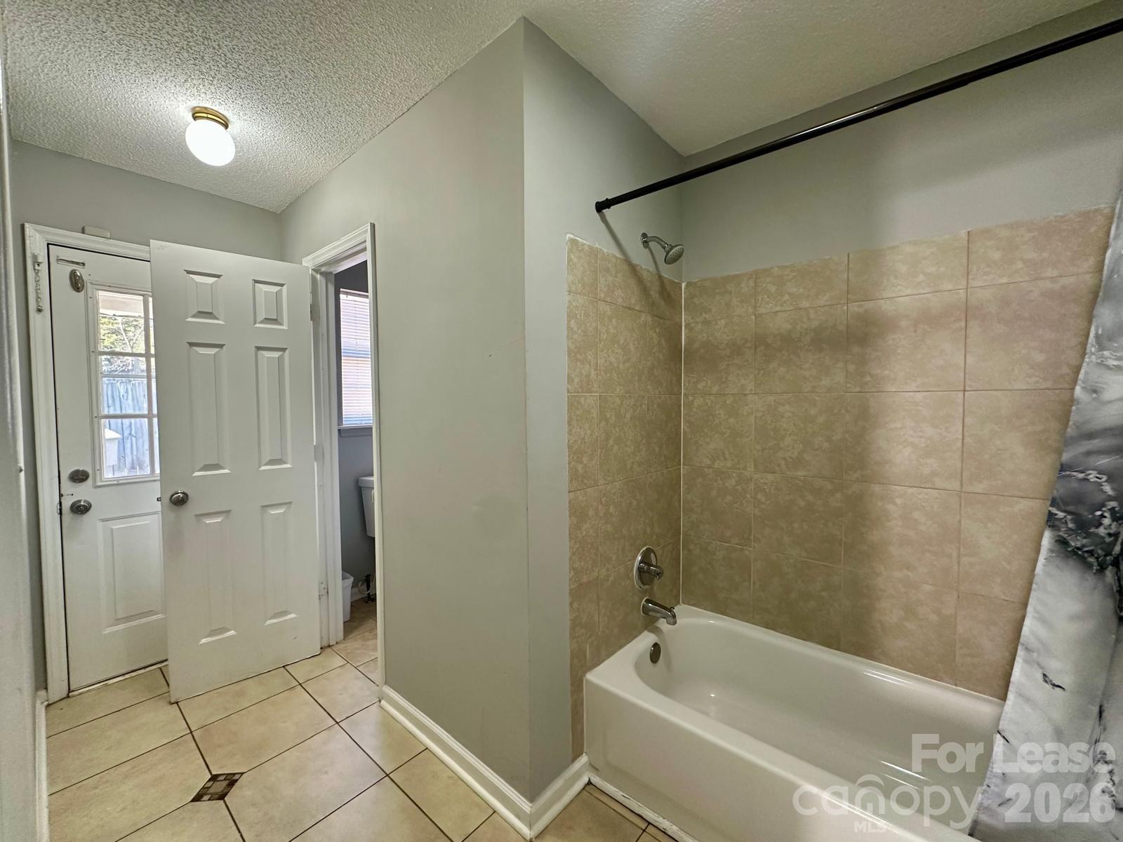 9501 Pondside Lane Charlotte NC 28213