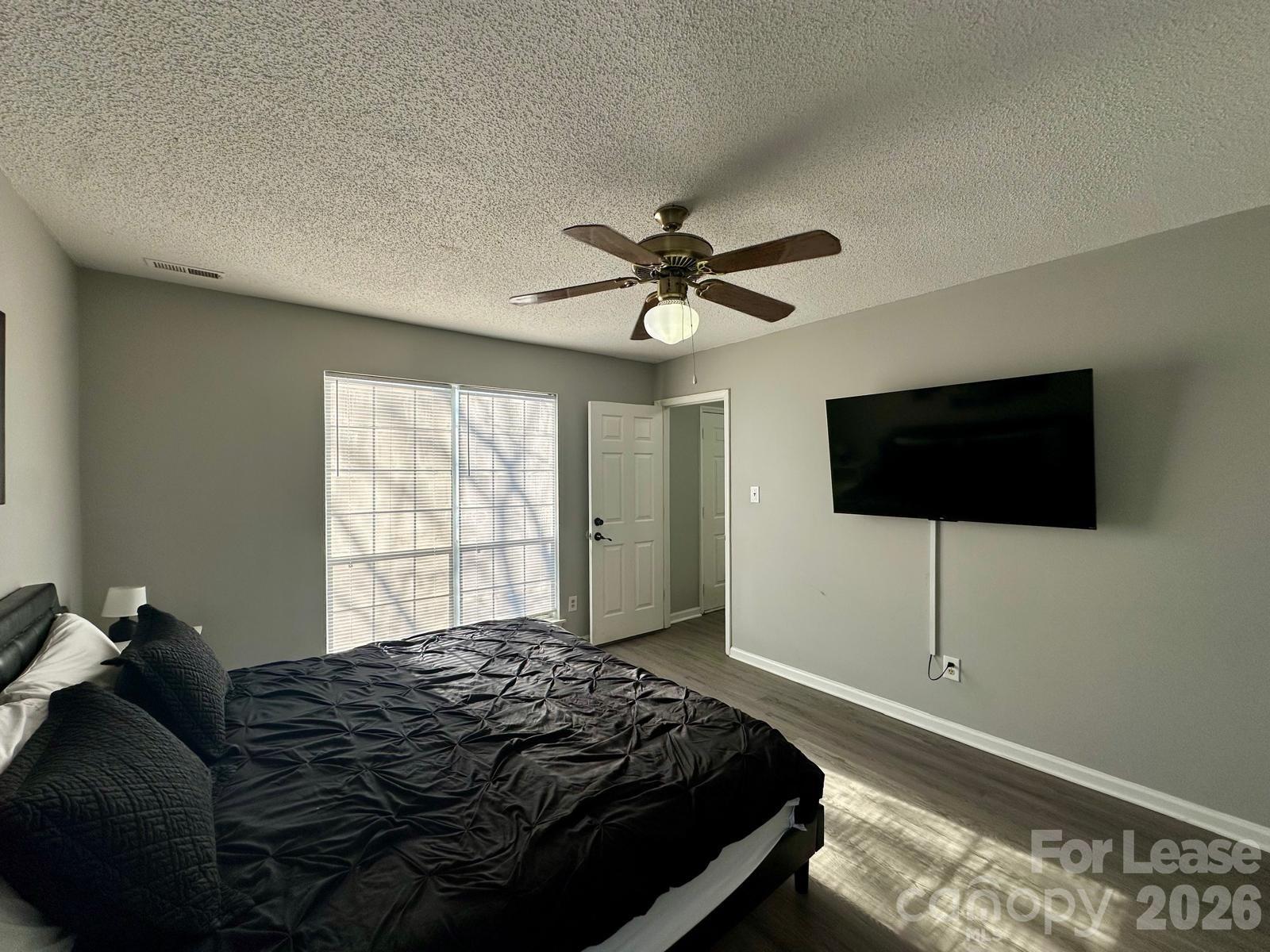 9501 Pondside Lane Charlotte NC 28213