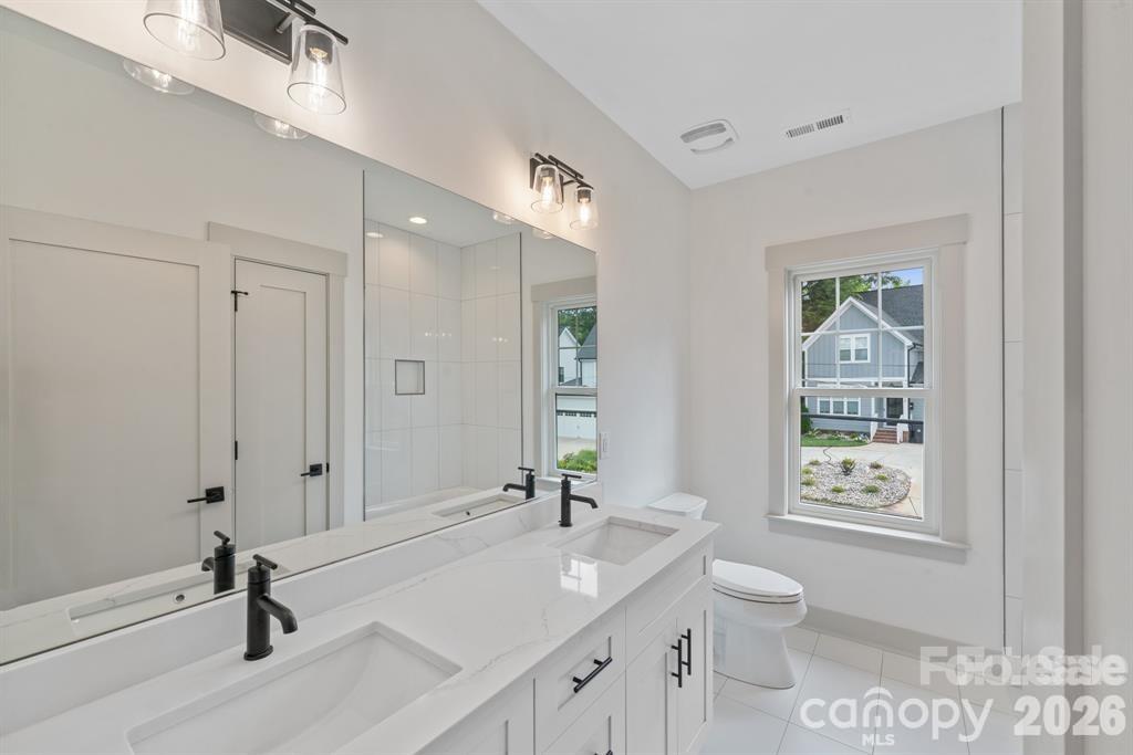 1529 Beckwith Place Charlotte NC 28205