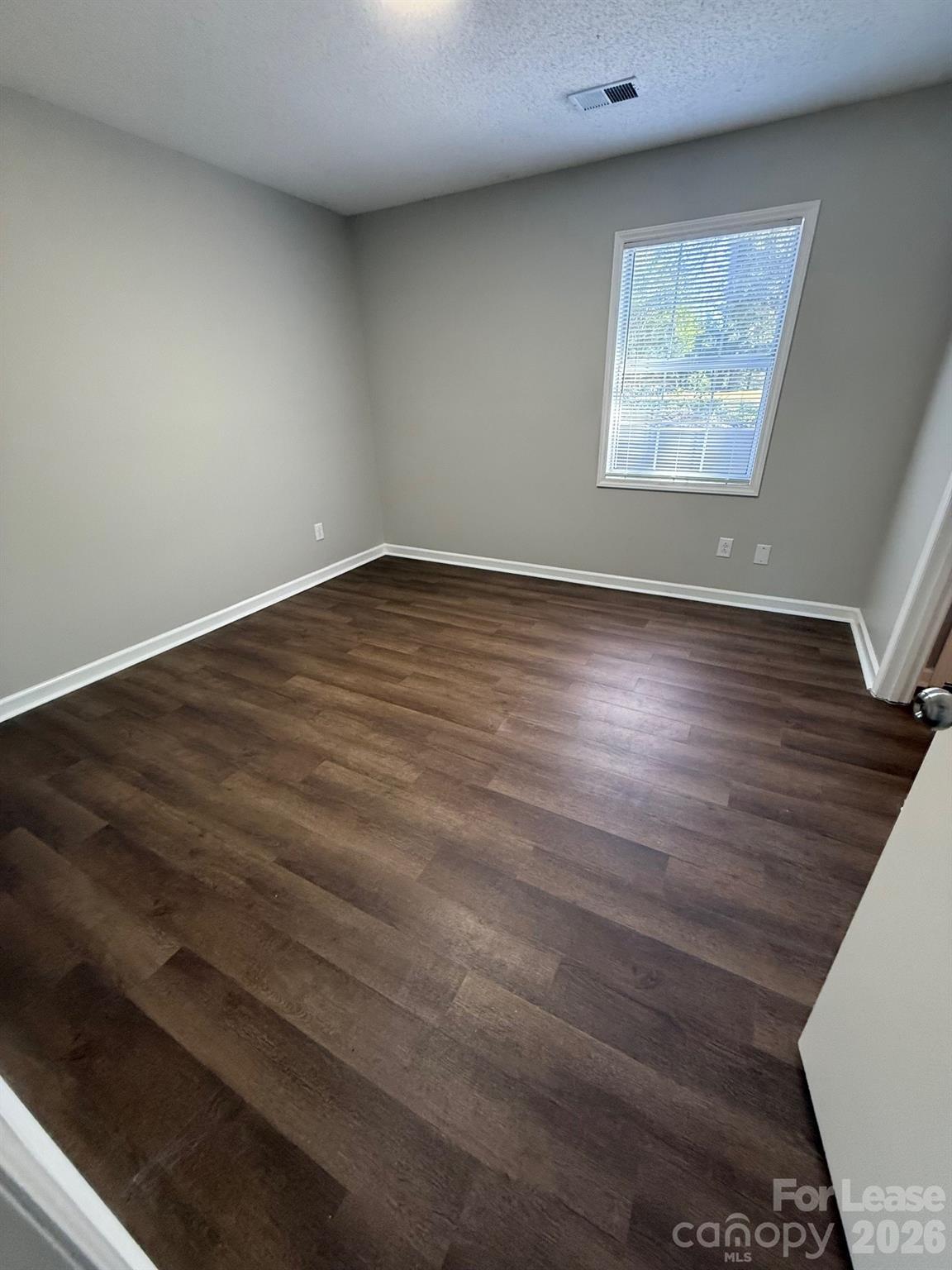 454 8th Avenue NE Hickory NC 28602