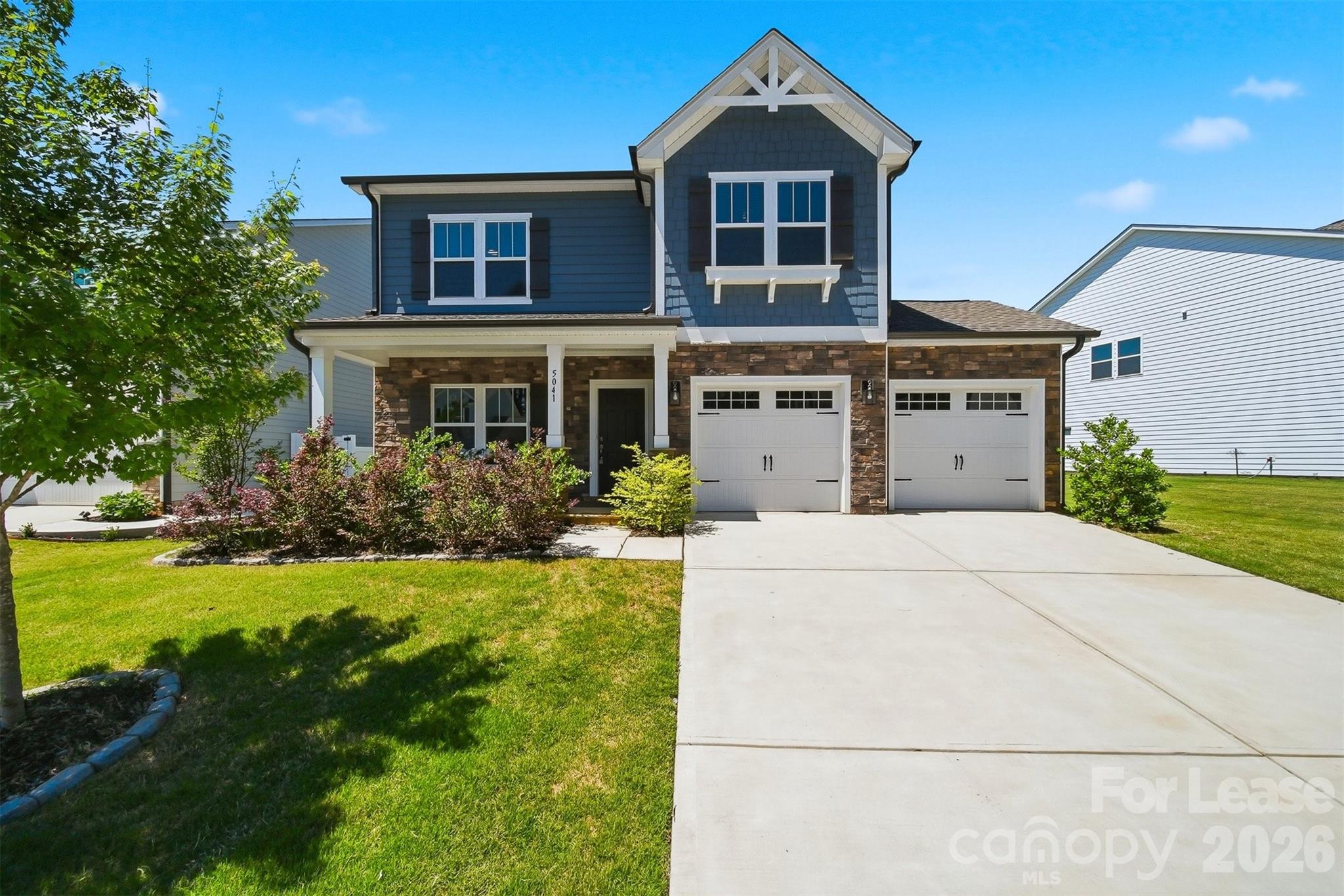 5041 Mooreland Oaks Way Mount Holly NC 28120