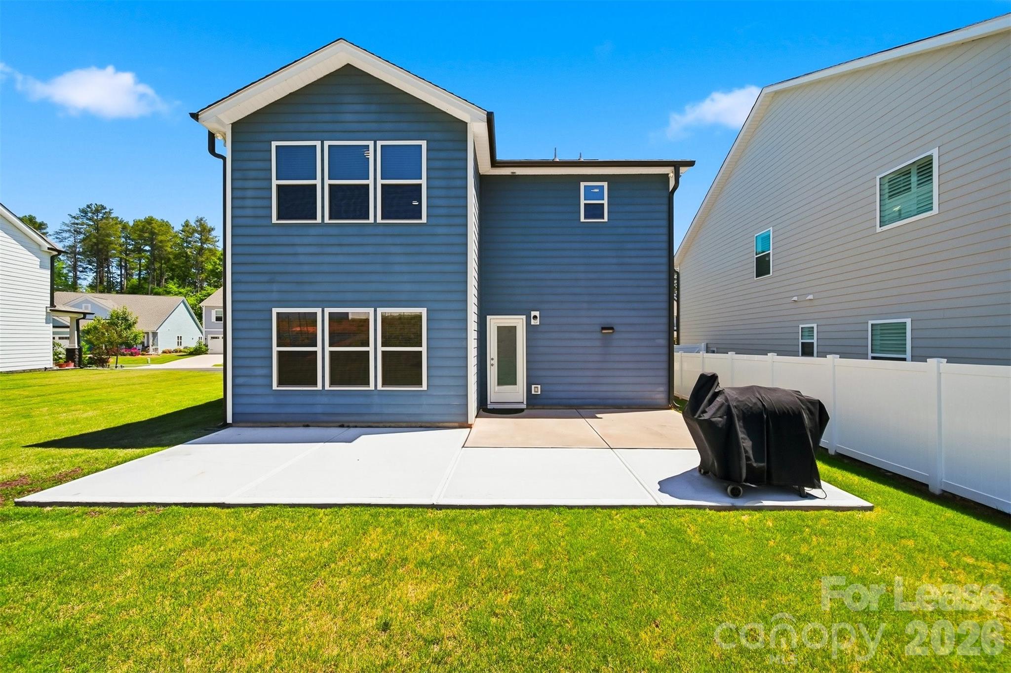 5041 Mooreland Oaks Way Mount Holly NC 28120