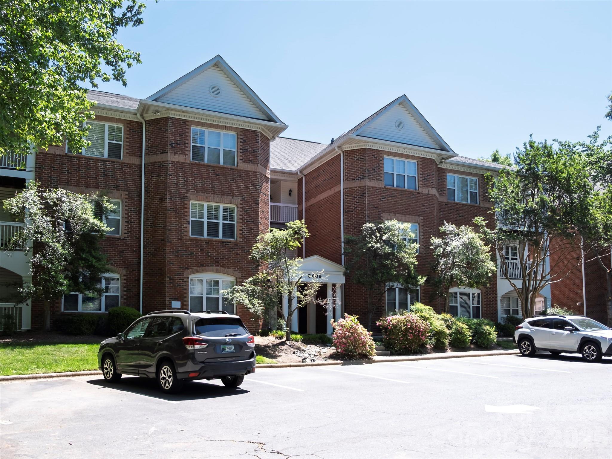 5609 Fairview Road Charlotte NC 28209