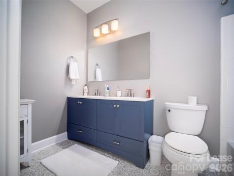5609 Fairview Road Charlotte NC 28209
