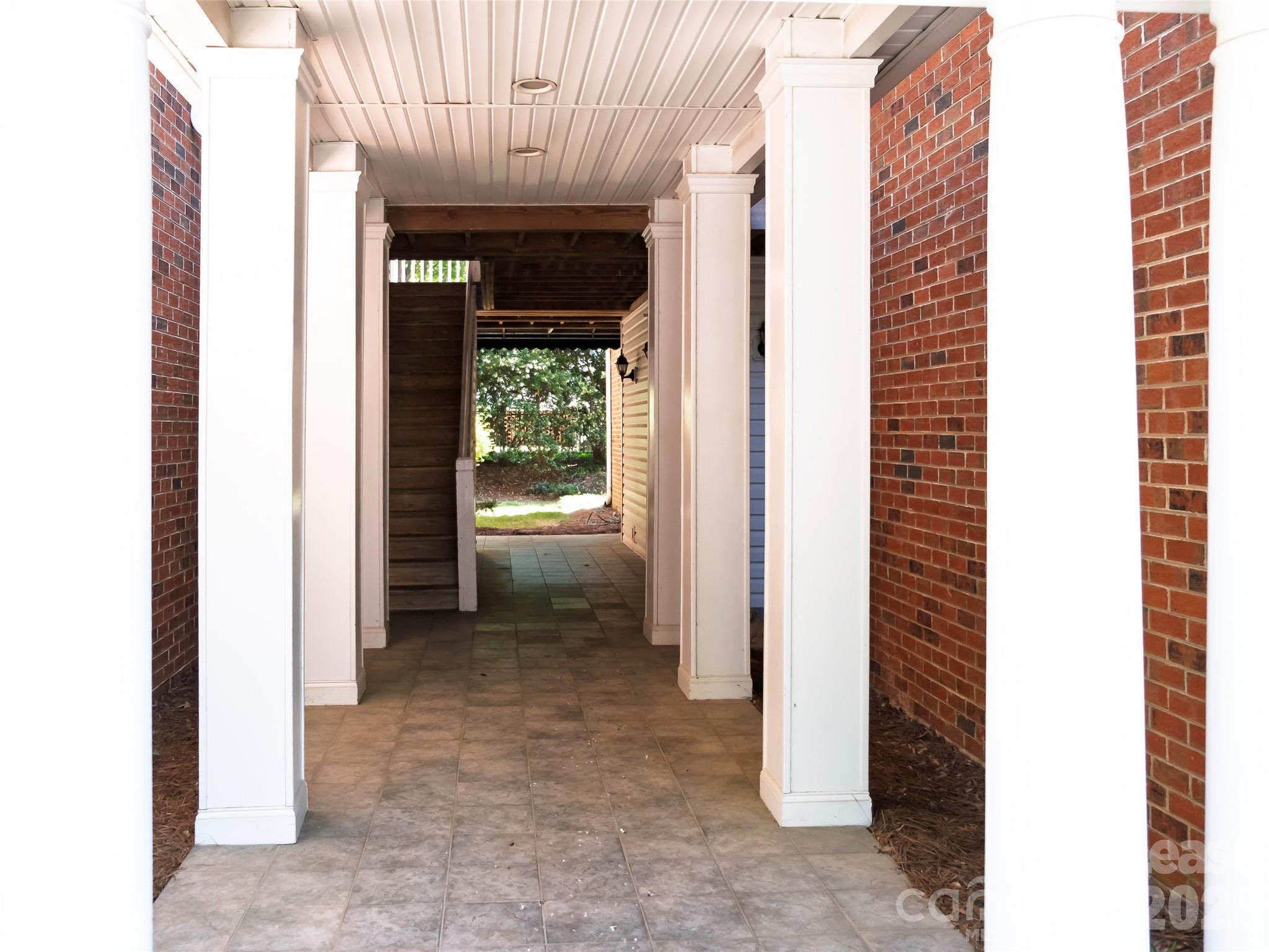 5609 Fairview Road Charlotte NC 28209