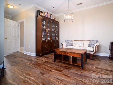 5609 Fairview Road Charlotte NC 28209