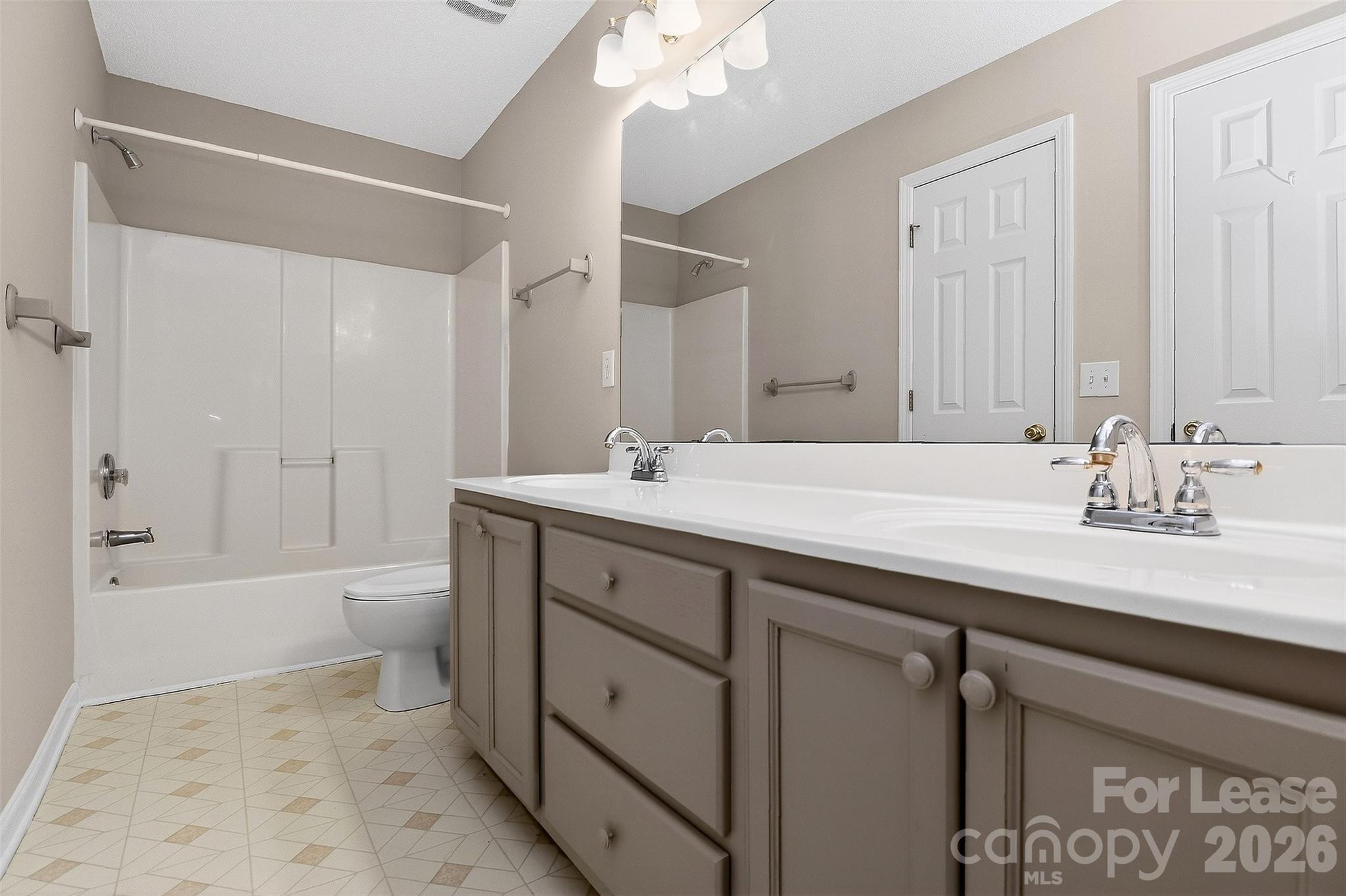 1823 Birch Heights Court Charlotte NC 28213