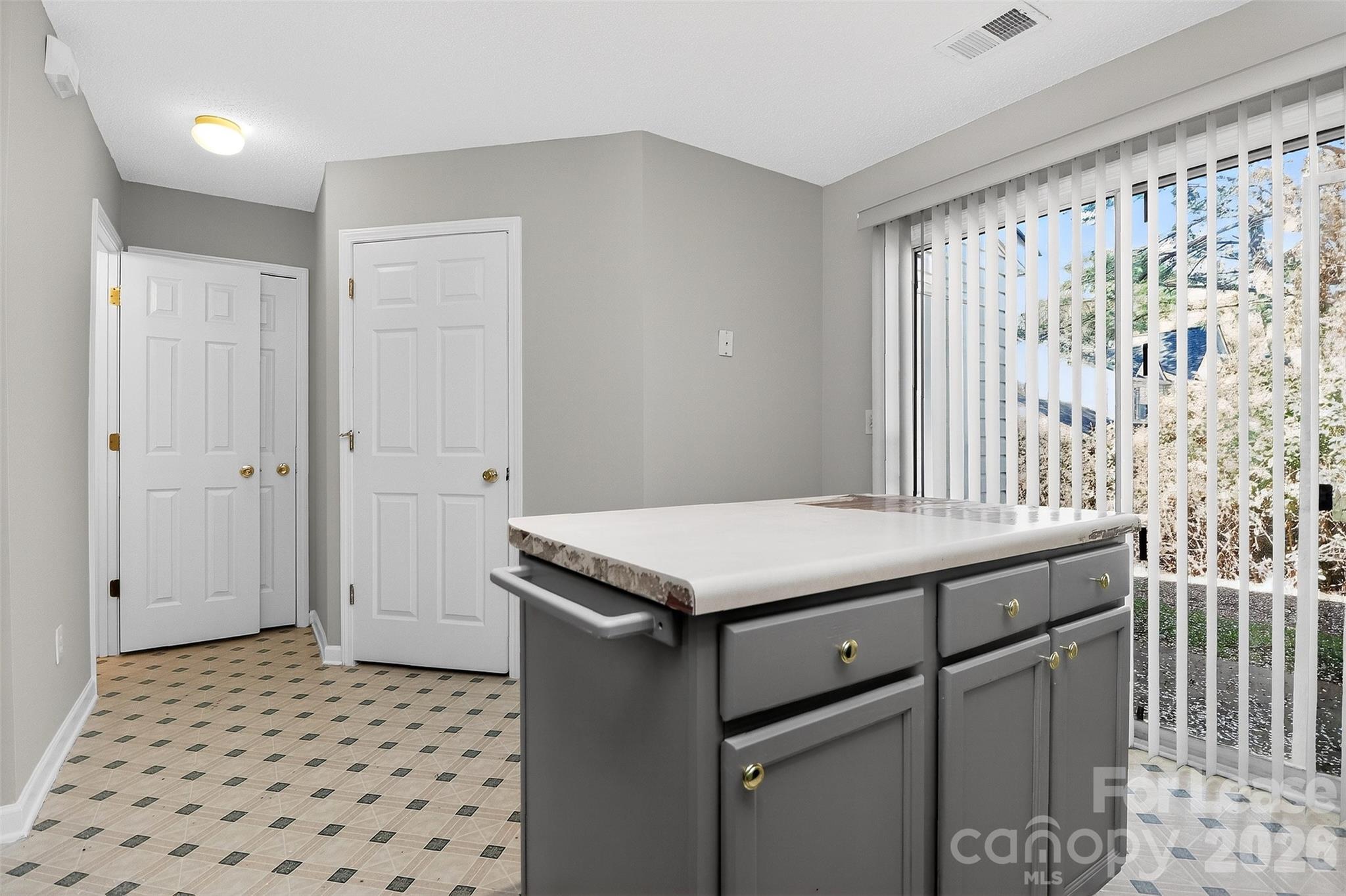 1823 Birch Heights Court Charlotte NC 28213