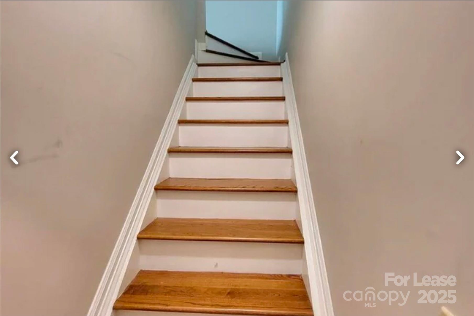 8711 Piccone Brook Lane Charlotte NC 28216