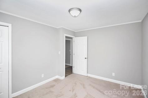 1017 Mclain Road Kannapolis NC 28083