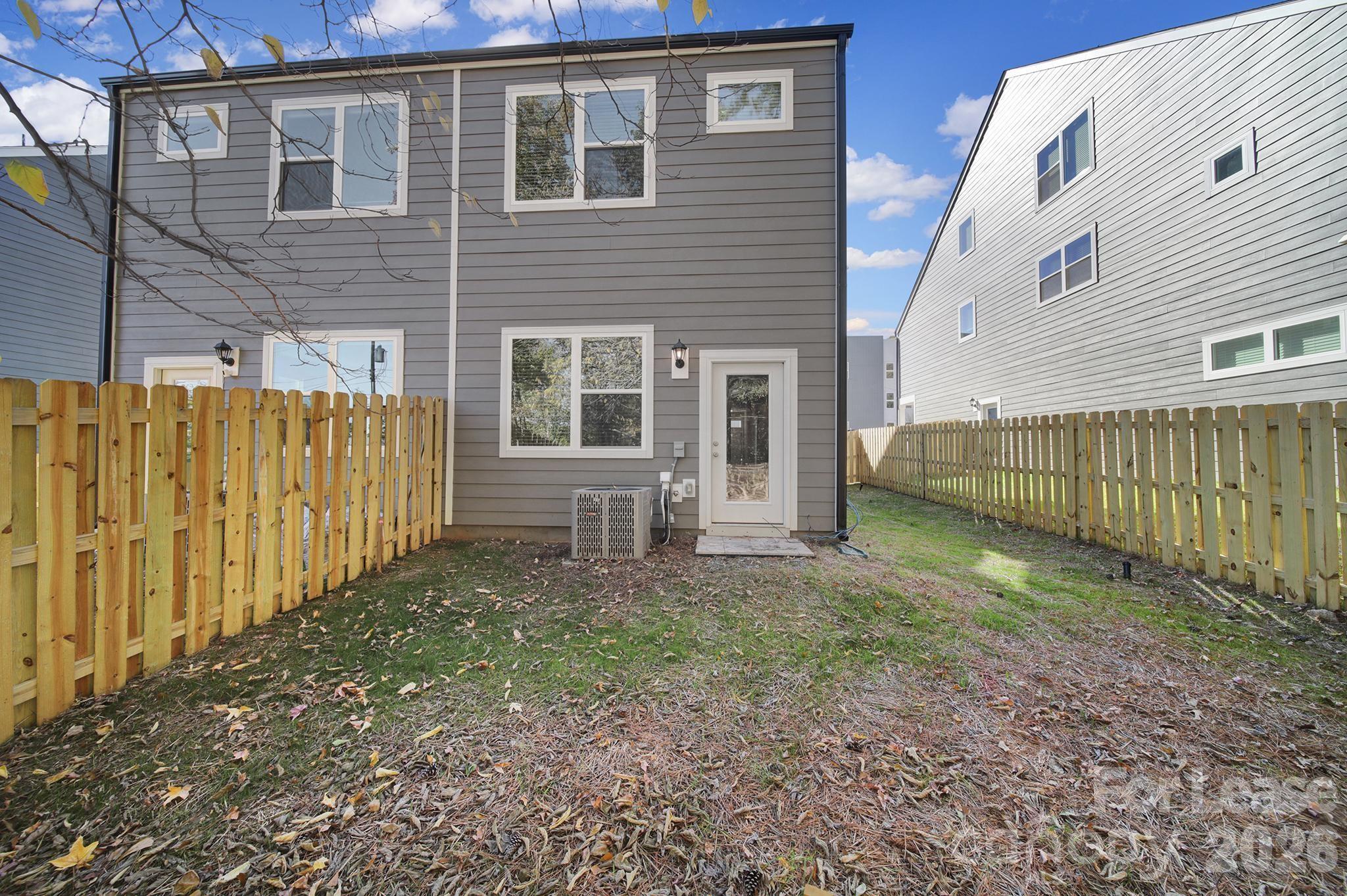 2432 Arty Avenue Charlotte NC 28208