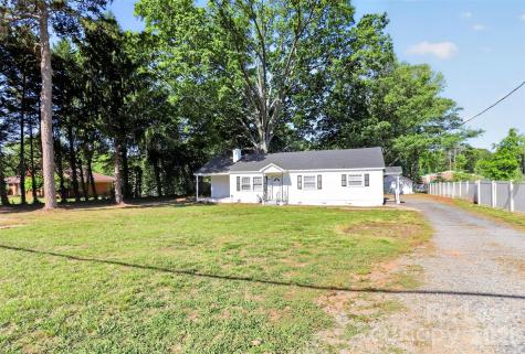 4812 E Wt Harris Boulevard Charlotte NC 28215