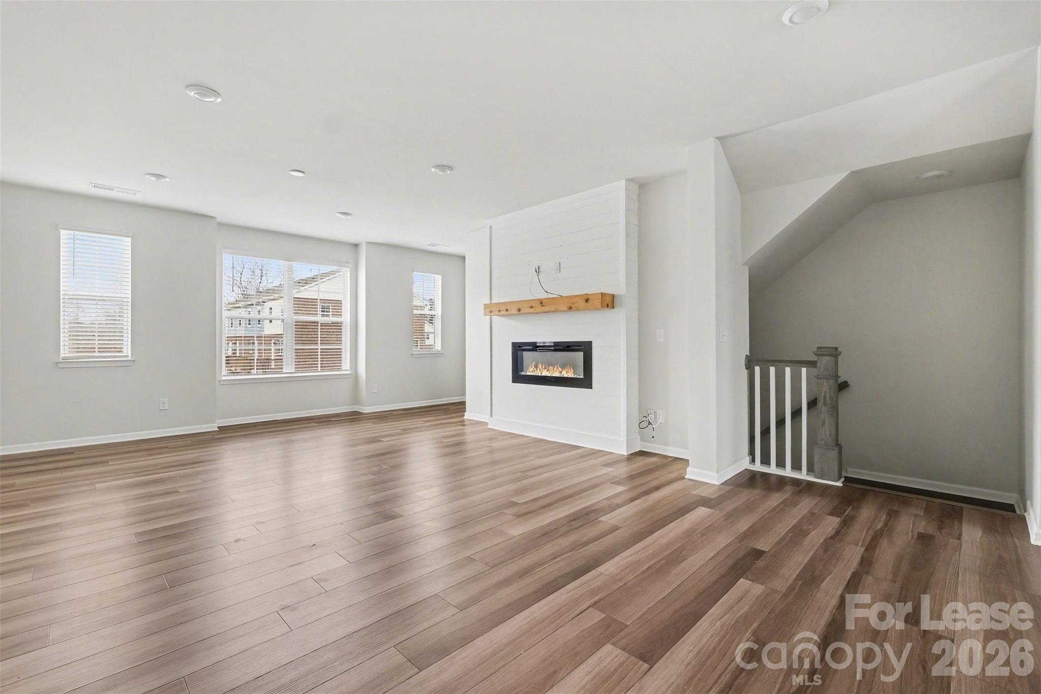 10016 Hemingway Place Charlotte NC 28227