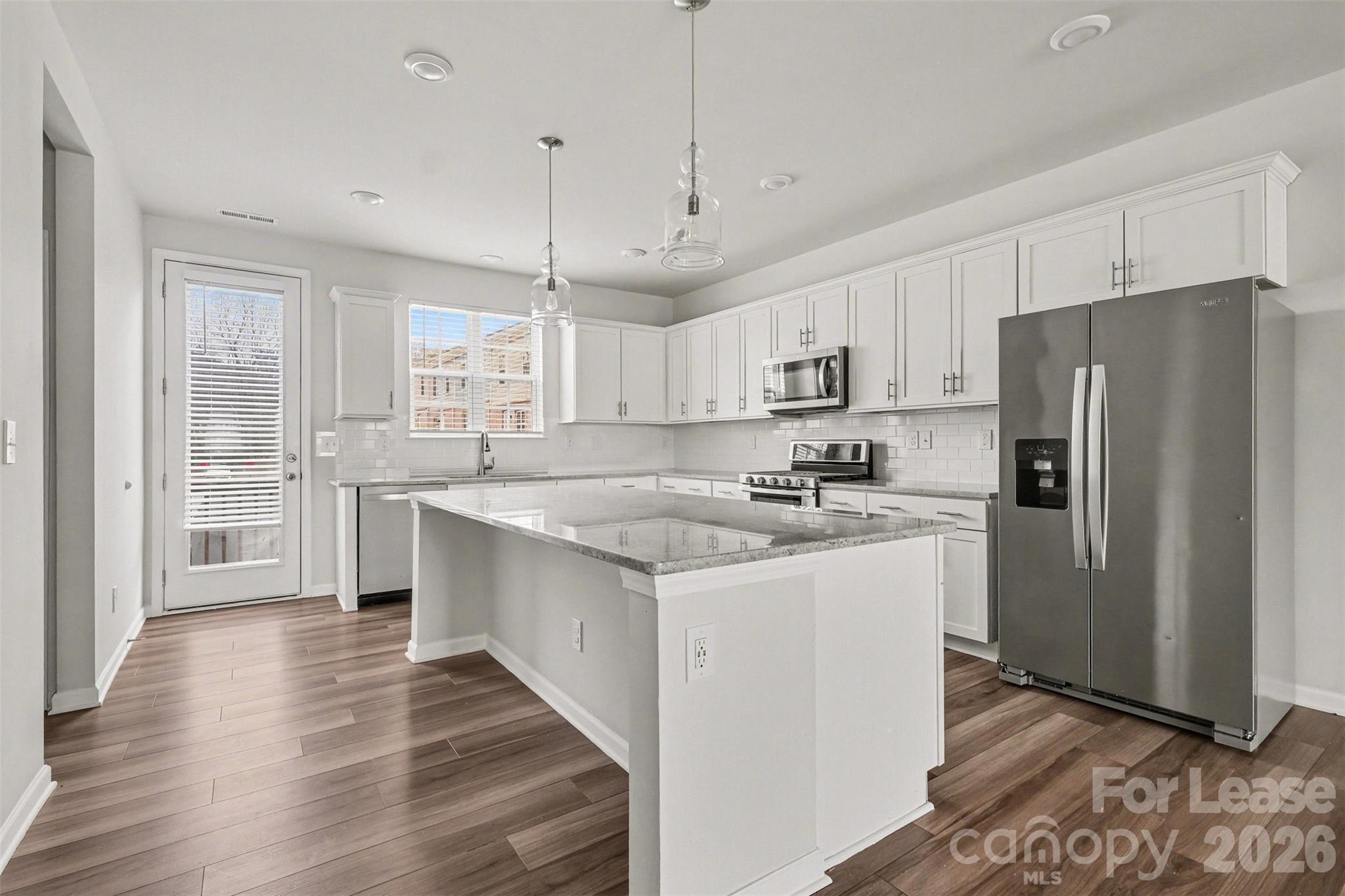 10016 Hemingway Place Charlotte NC 28227