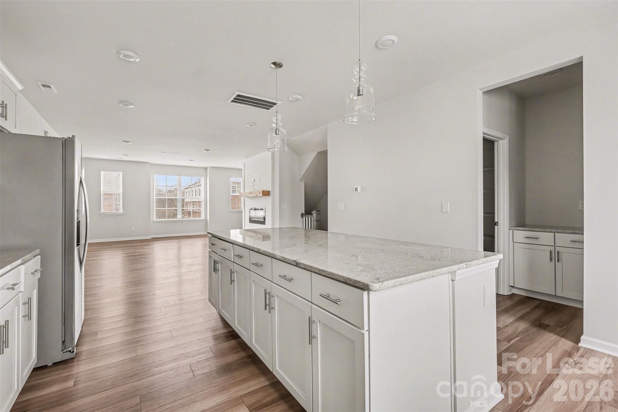 10016 Hemingway Place Charlotte NC 28227