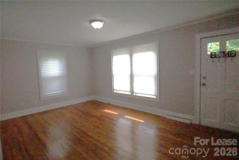 206 11th Street NE Hildebran NC 28637