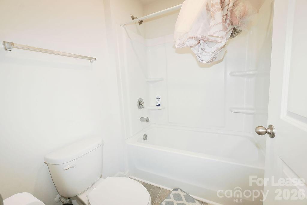 8140 Clairwood Drive Charlotte NC 28269