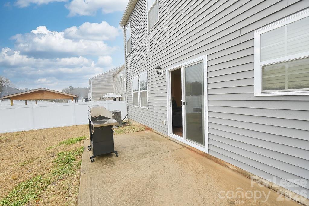 8140 Clairwood Drive Charlotte NC 28269