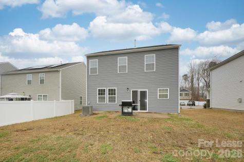 8140 Clairwood Drive Charlotte NC 28269