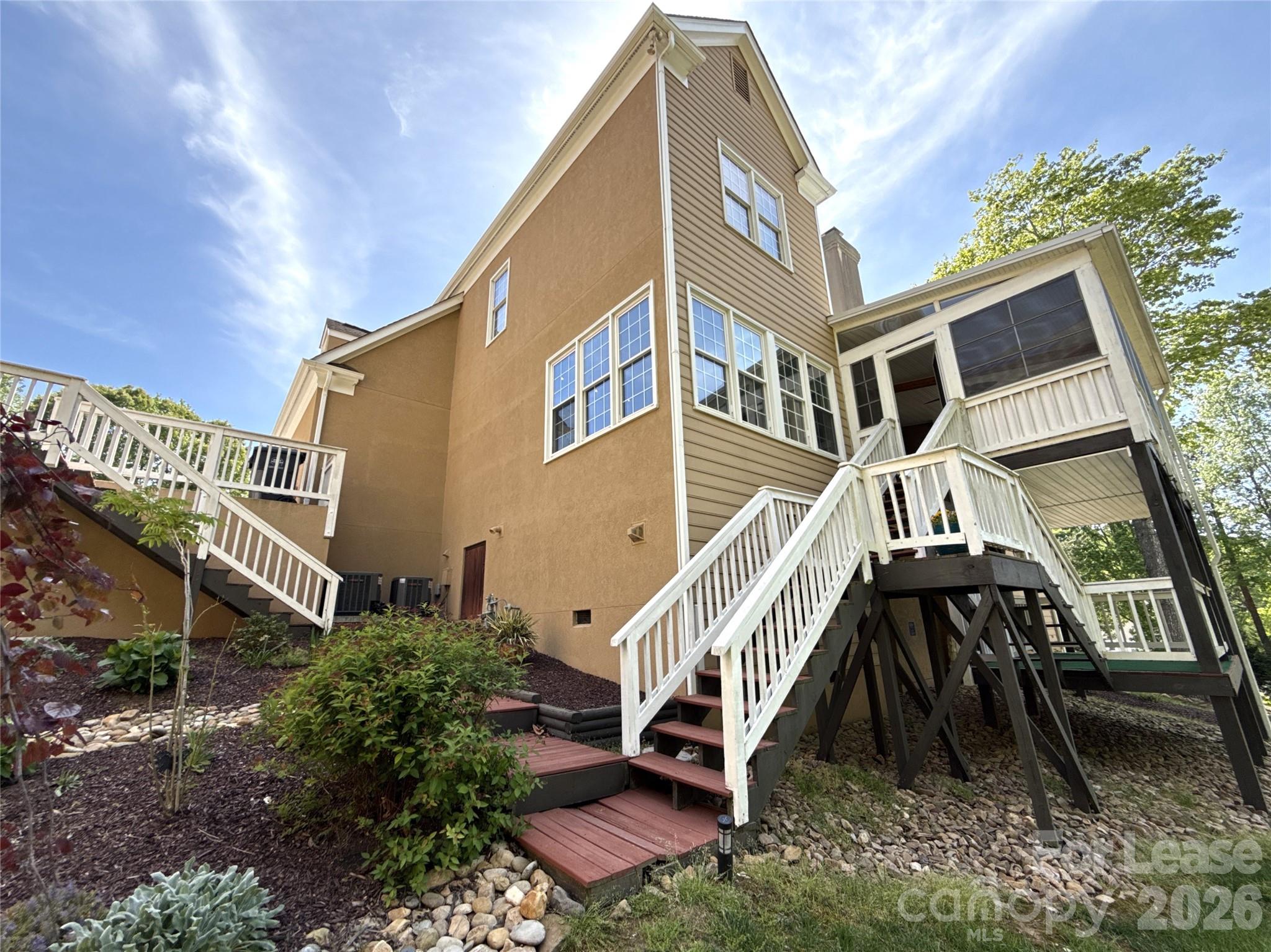 15816 Feeny Court Charlotte NC 28278