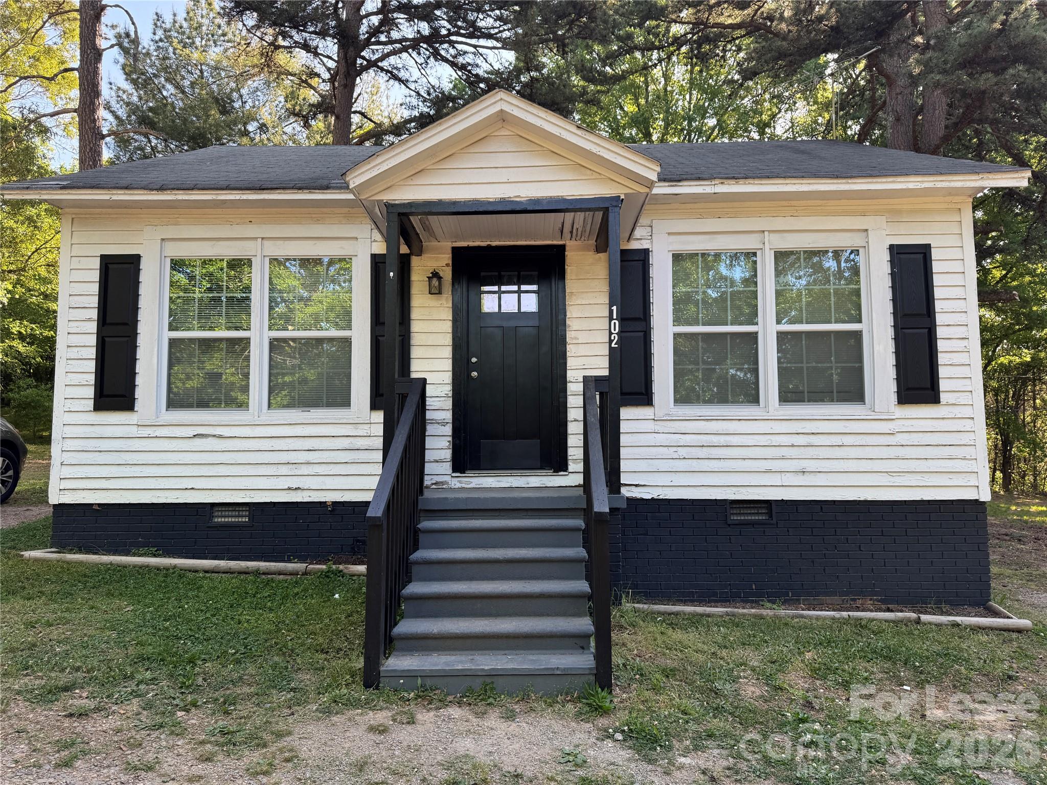 102 Neighborhood Street Lincolnton NC 28092