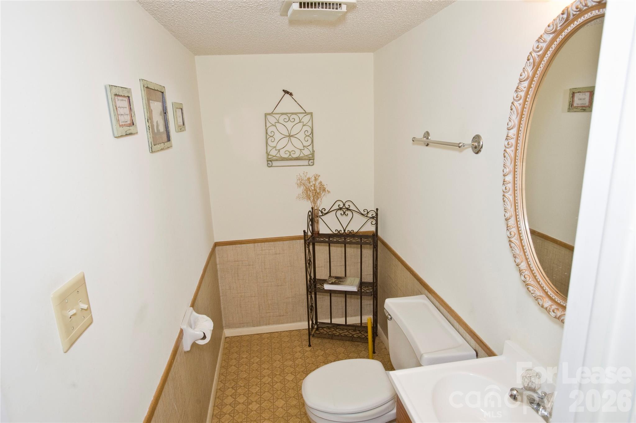 1635 Van Dyke Drive Charlotte NC 28213
