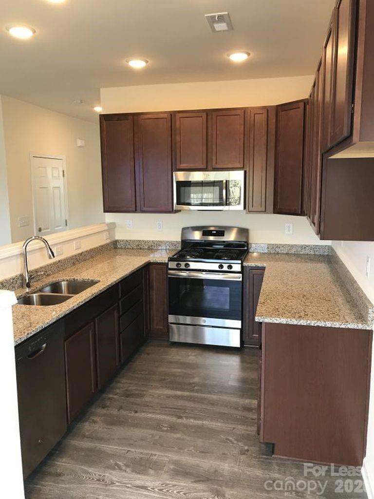 7336 Jane Parks Way Charlotte NC 28217