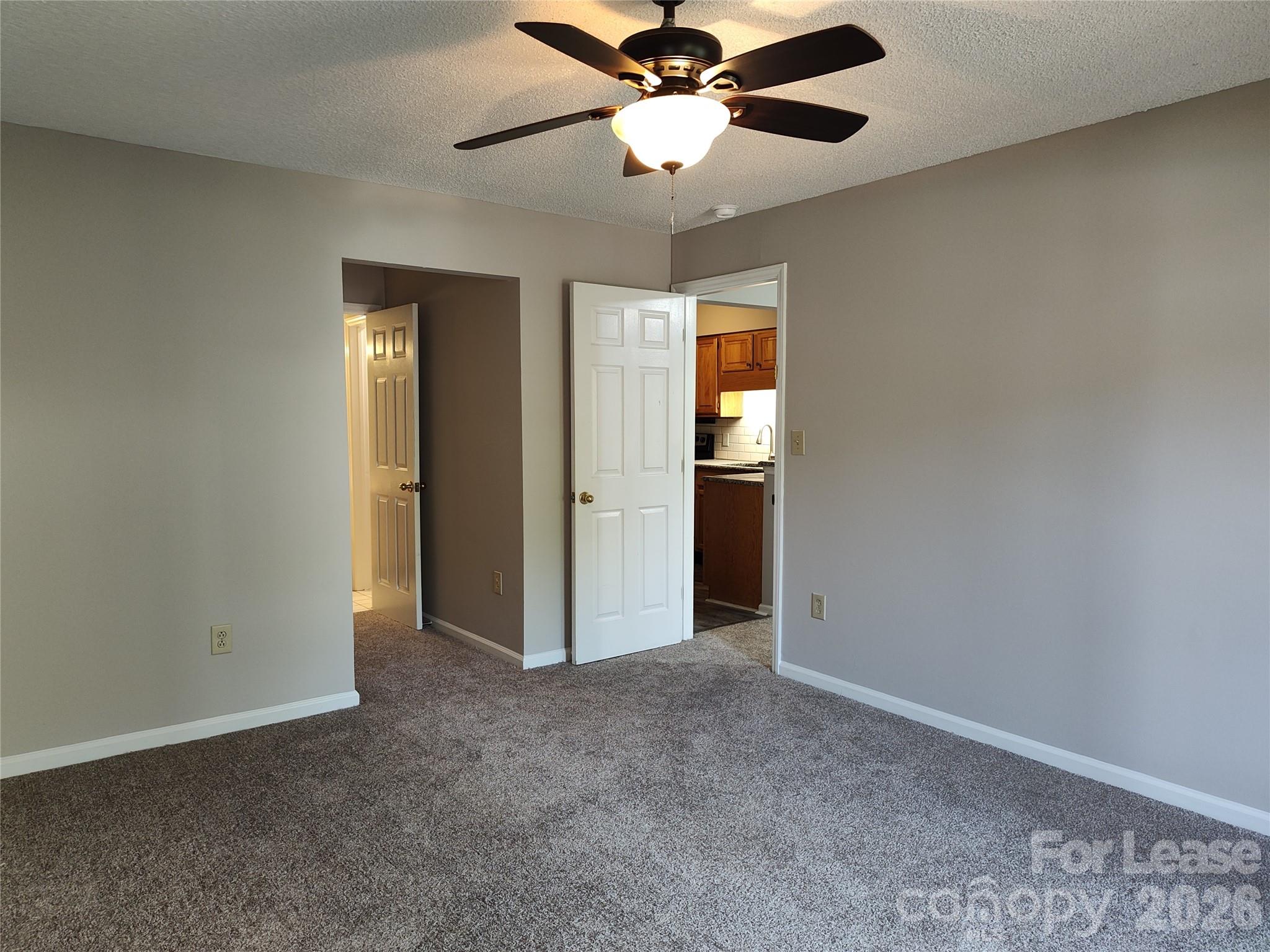 5001 Sharon Road Charlotte NC 28210
